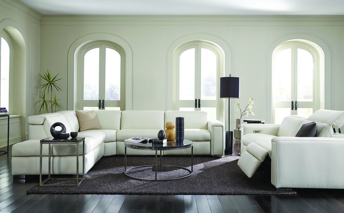Sofas & Sectionals