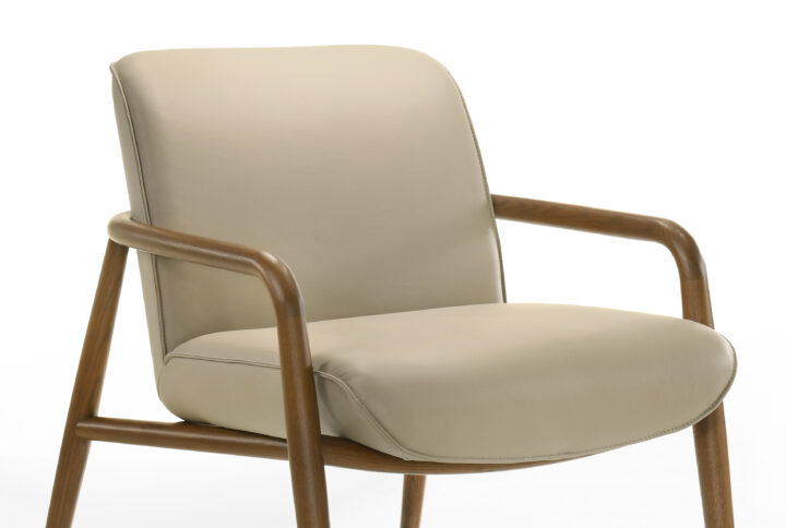 Bjorn chair (light mocha)