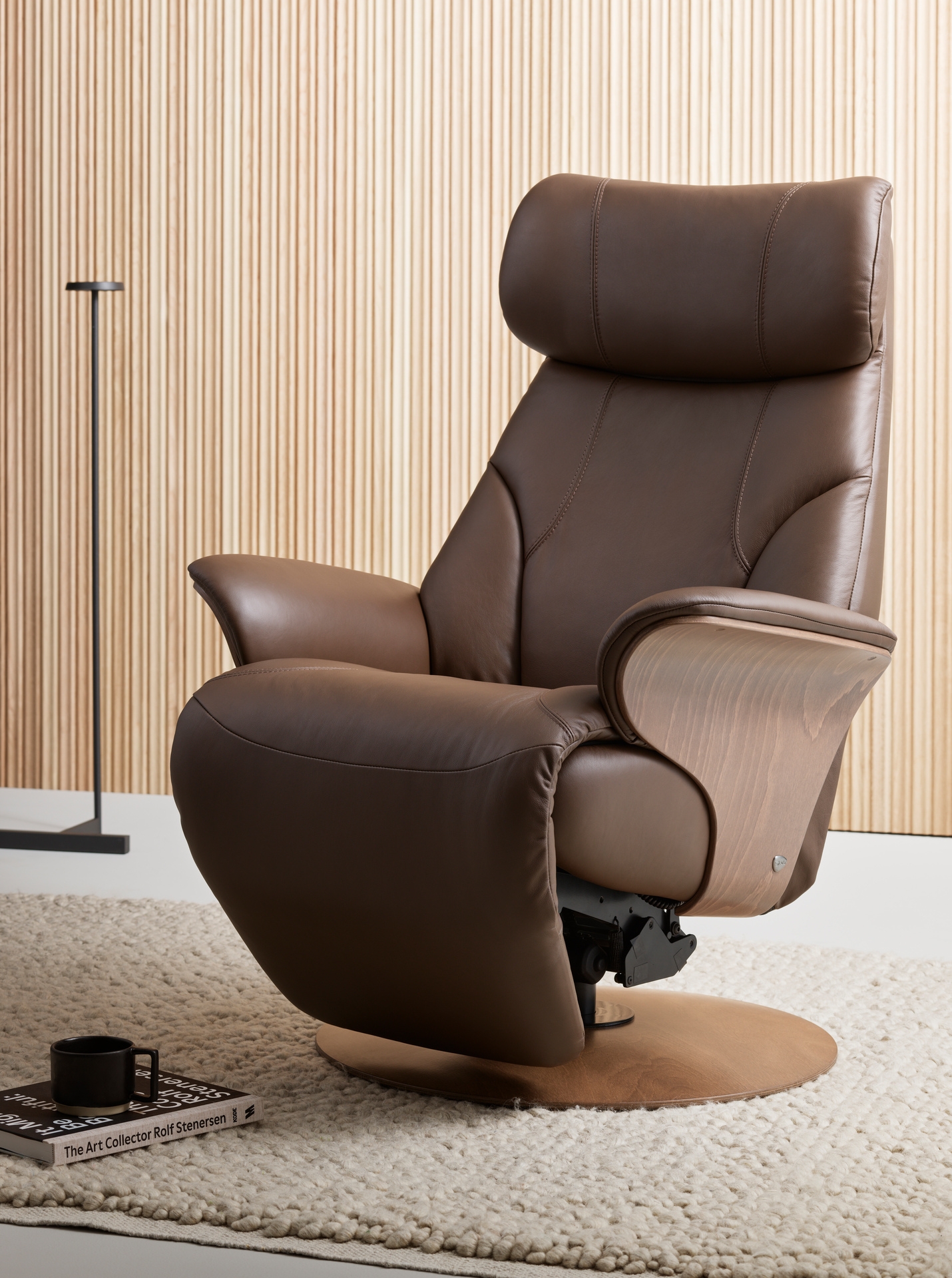 Stressless_Adam_M_Disc_Pal_Chestnut_Walnut_2
